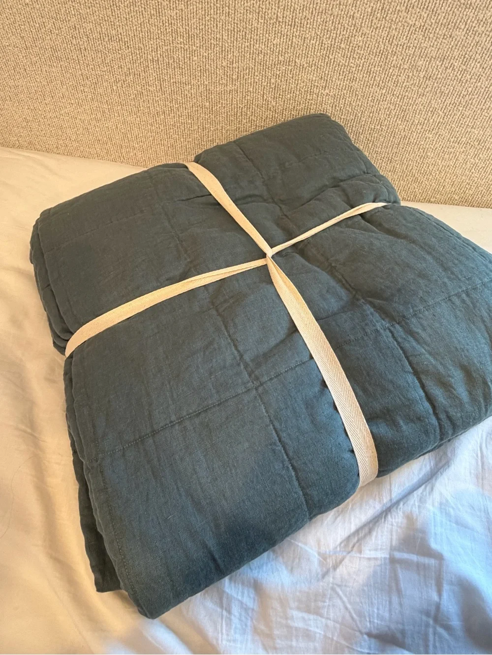 Quince Lightweight European Linen Box Quilt King/Cal King Ocean